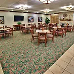 Holiday Inn Express Hotel & Suites Coralville By Ihg 