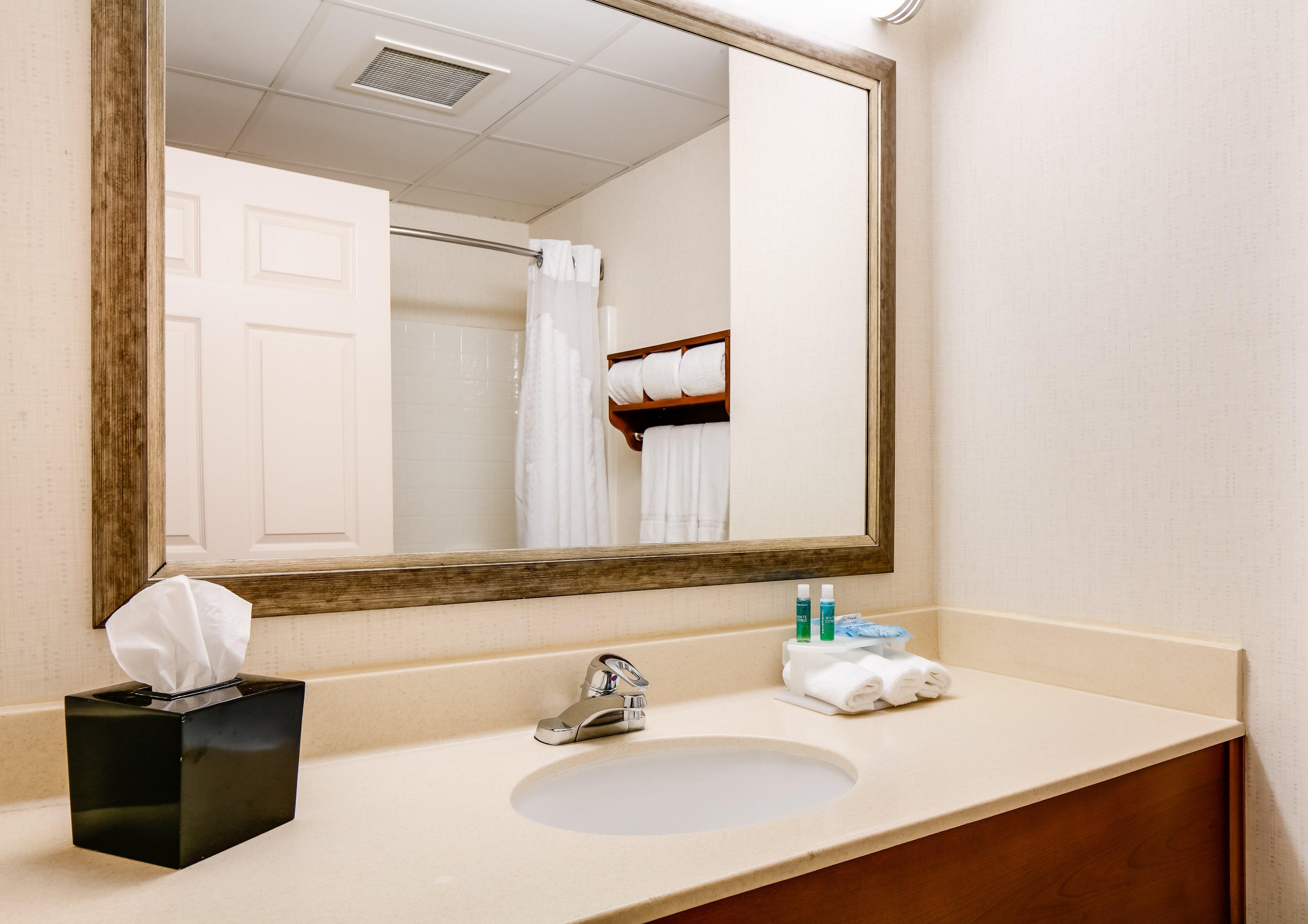 Express & By Ihg
