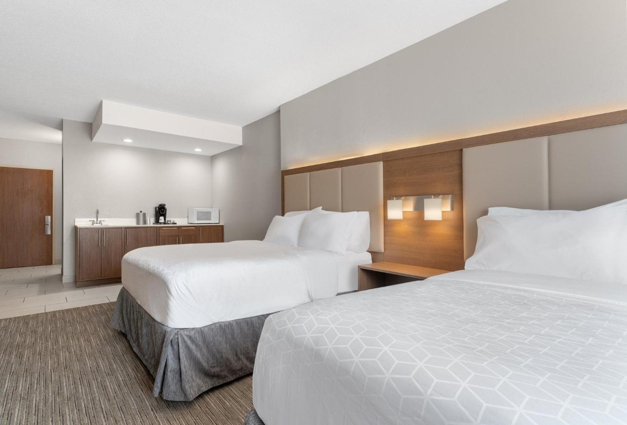 Express & By Ihg Hotel