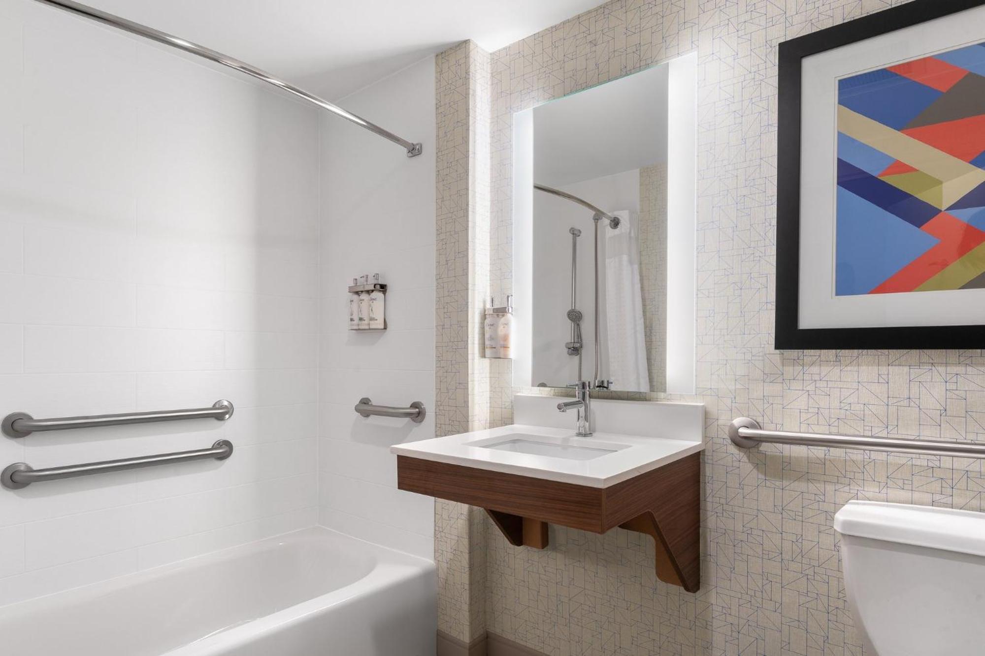 Express & By Ihg Coralville