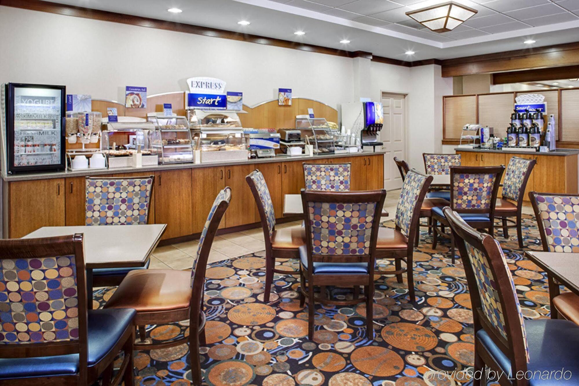 Hotel Express & By Ihg 2*