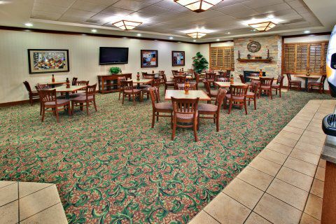 Express & By Ihg Hotel Coralville